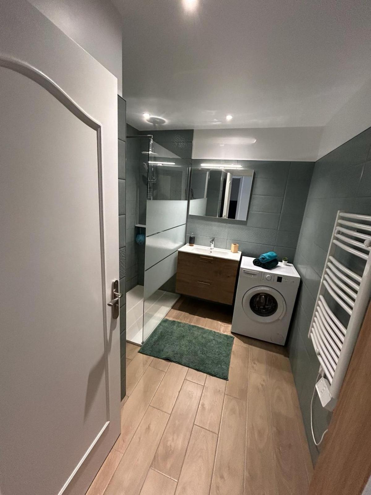 Immeuble Le Regency, Appartement 4 Pieces, 80 Metres De La Plage マントン エクステリア 写真